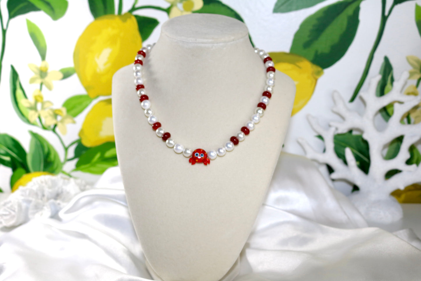 Sol Playa y Arena Necklaces