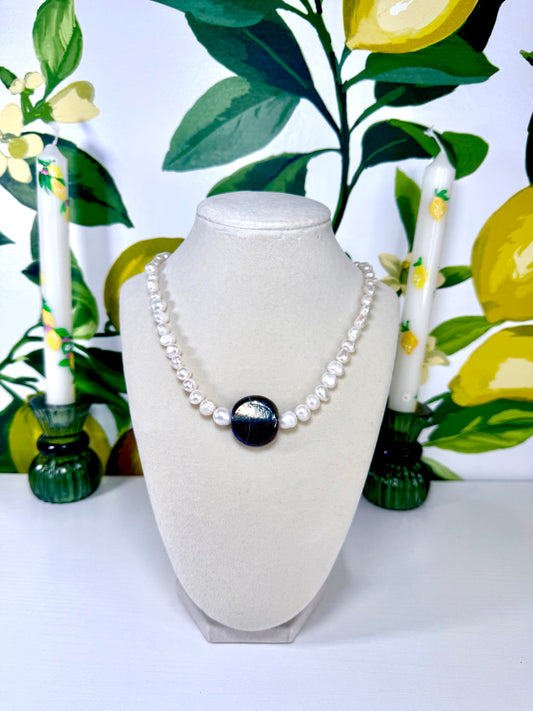 Raven Pearl Necklace
