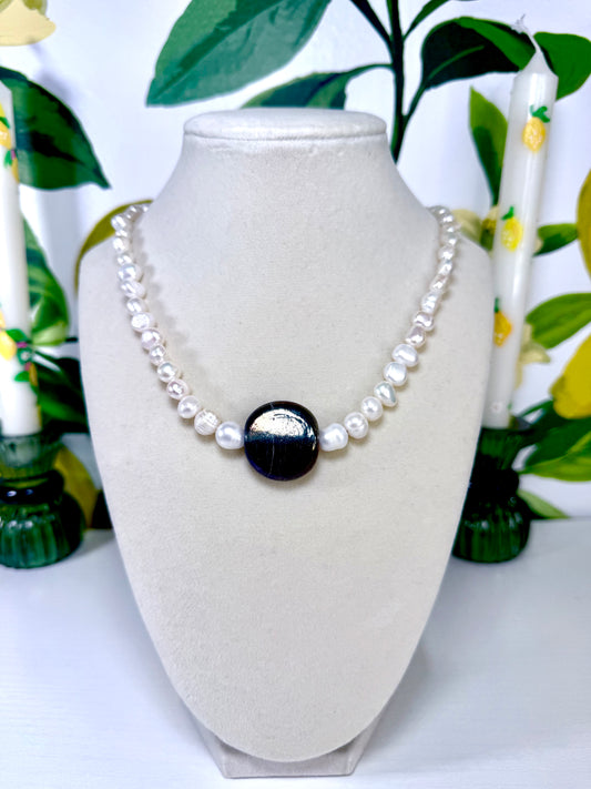 Raven Pearl Necklace