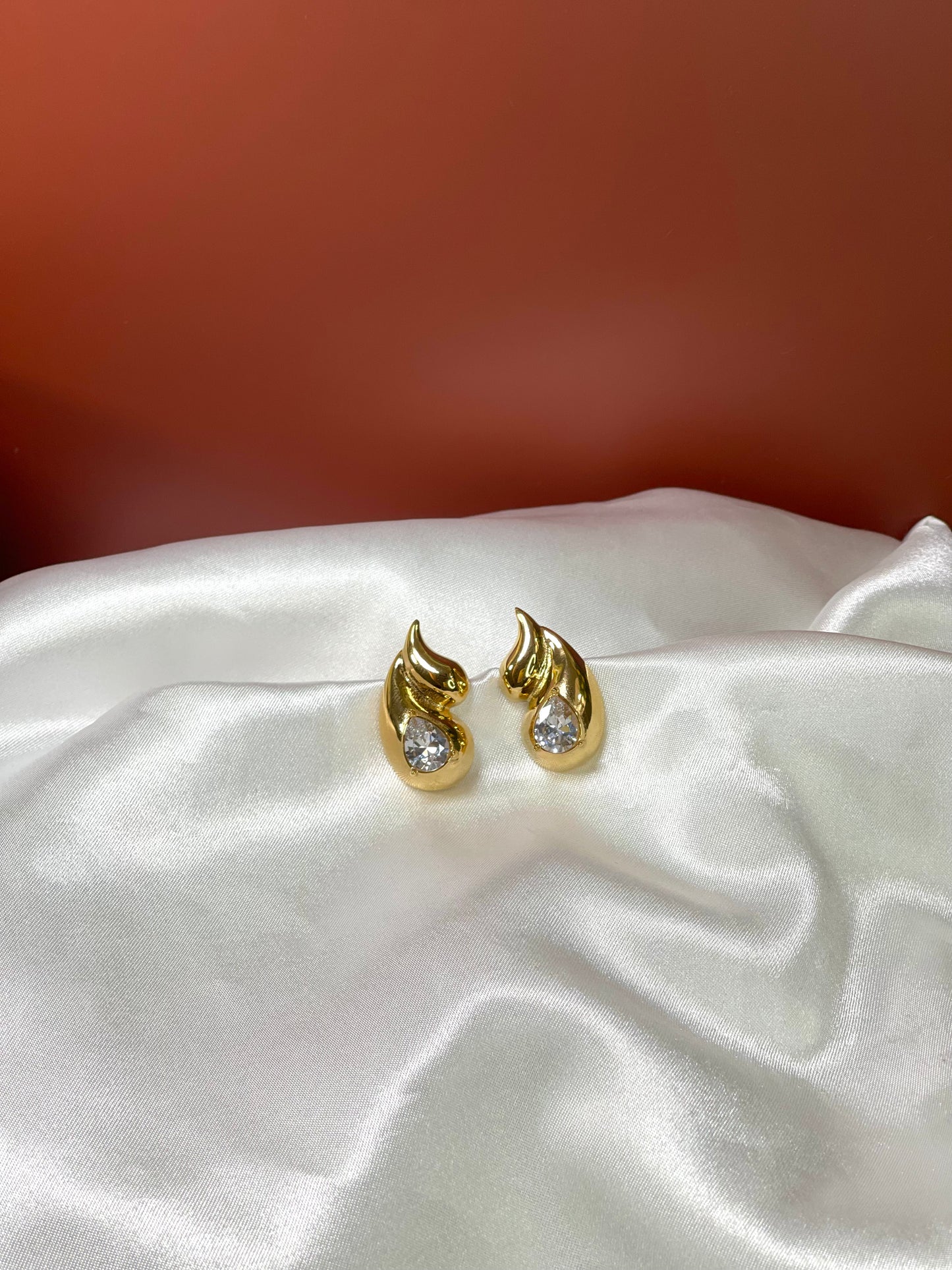 Sangria Earrings