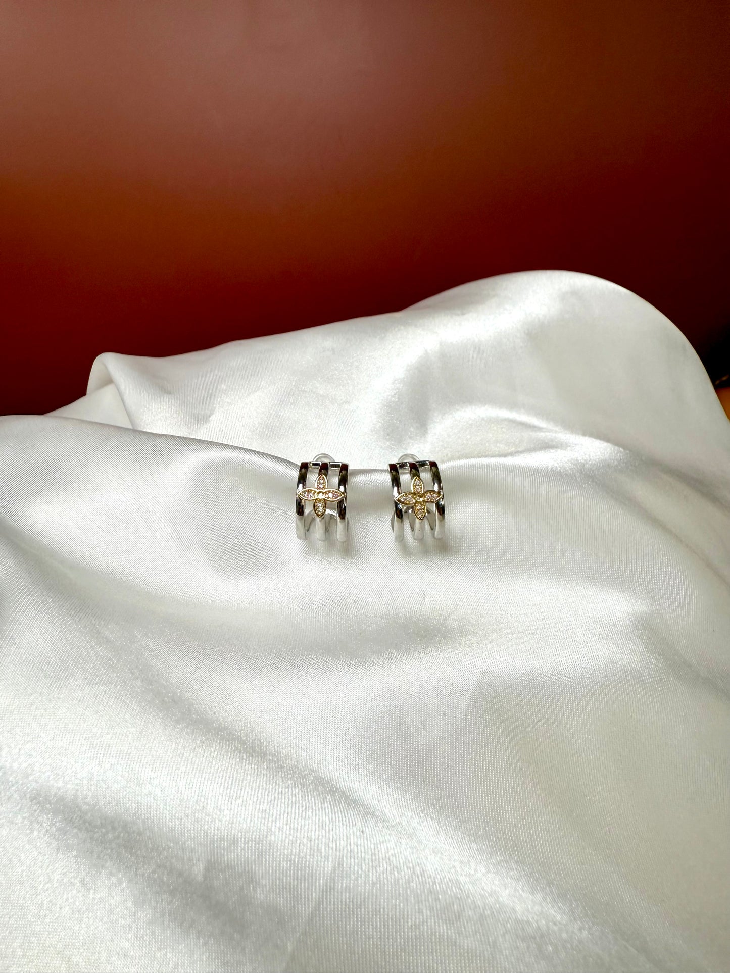 Silver Ribbon Earrings